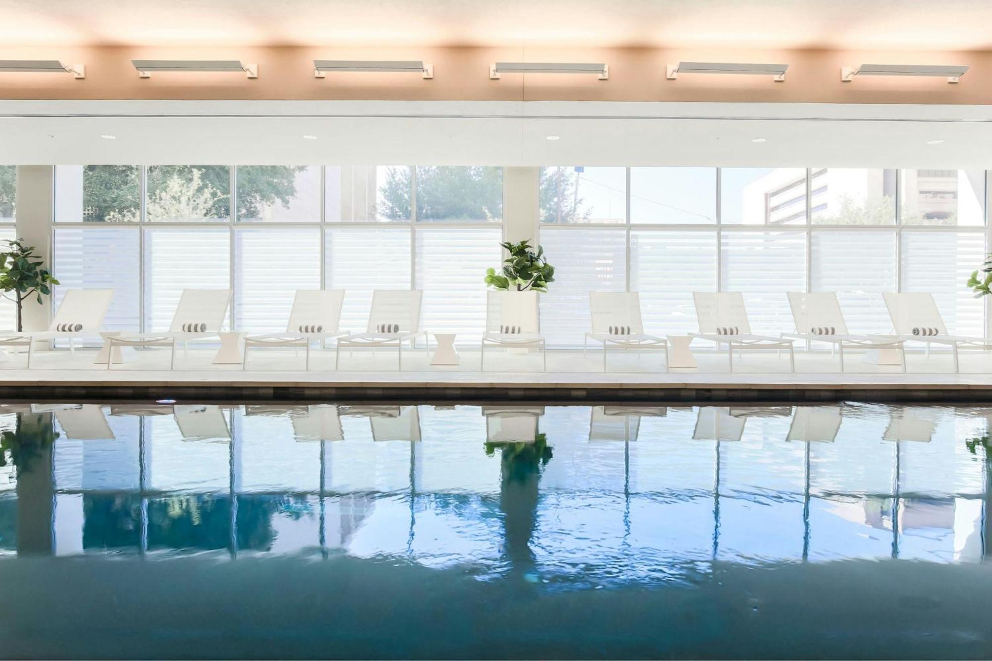 Residence Inn By Marriott Dallas Downtown Екстериор снимка